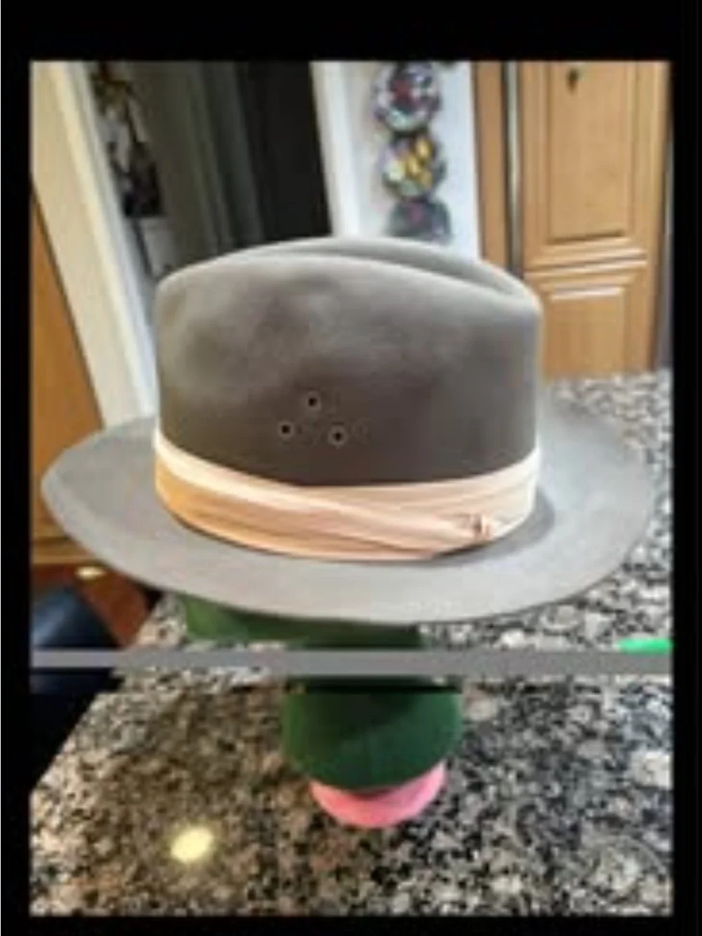 Dorfman Pacific  Women’s 100% Wool Fedora Hat Size Large.  Look At All Pictures.